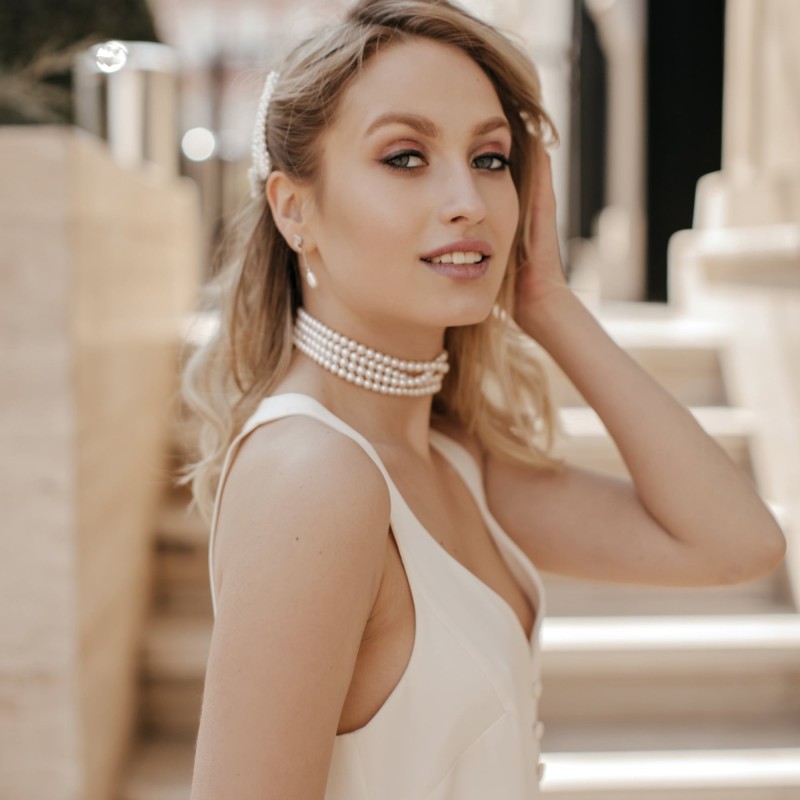 Pearl Necklace 01