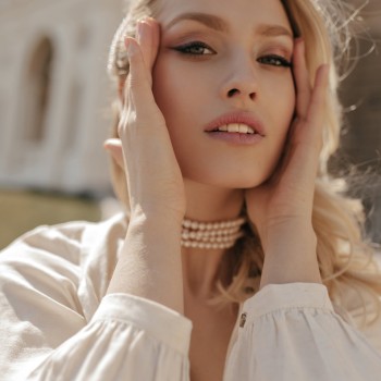 Pearl Necklace 02