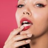 Lip Shine 01